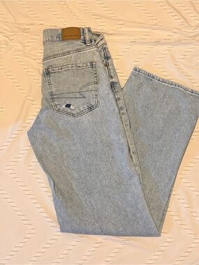 American Eagle Outfitters Light Wash Straight Leg Jeans
